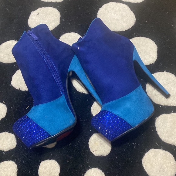 Luichiny Shoes - Picture 3 of 4